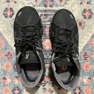 On Running Women's Shoes - Black and Gray